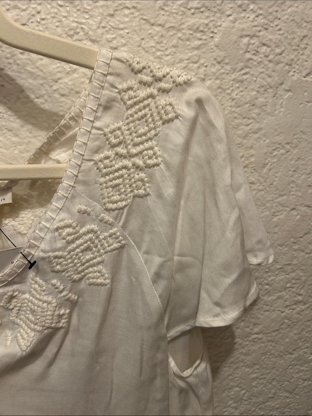JOIE NWT White Embroidered Boho Tie-Neck Blouse - Picture 6 of 8